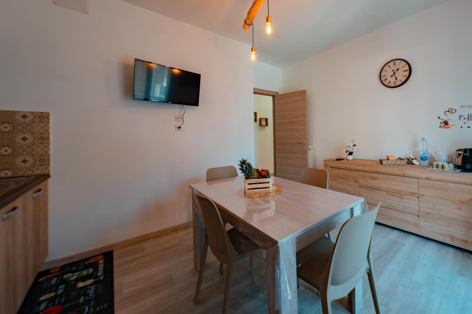 Guest House เชฟาลู ภายนอก รูปภาพ